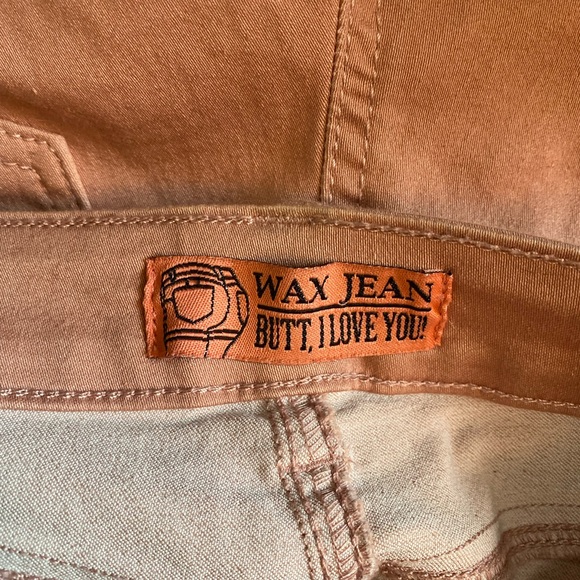 Wax Jean Shorts - Picture 5 of 6